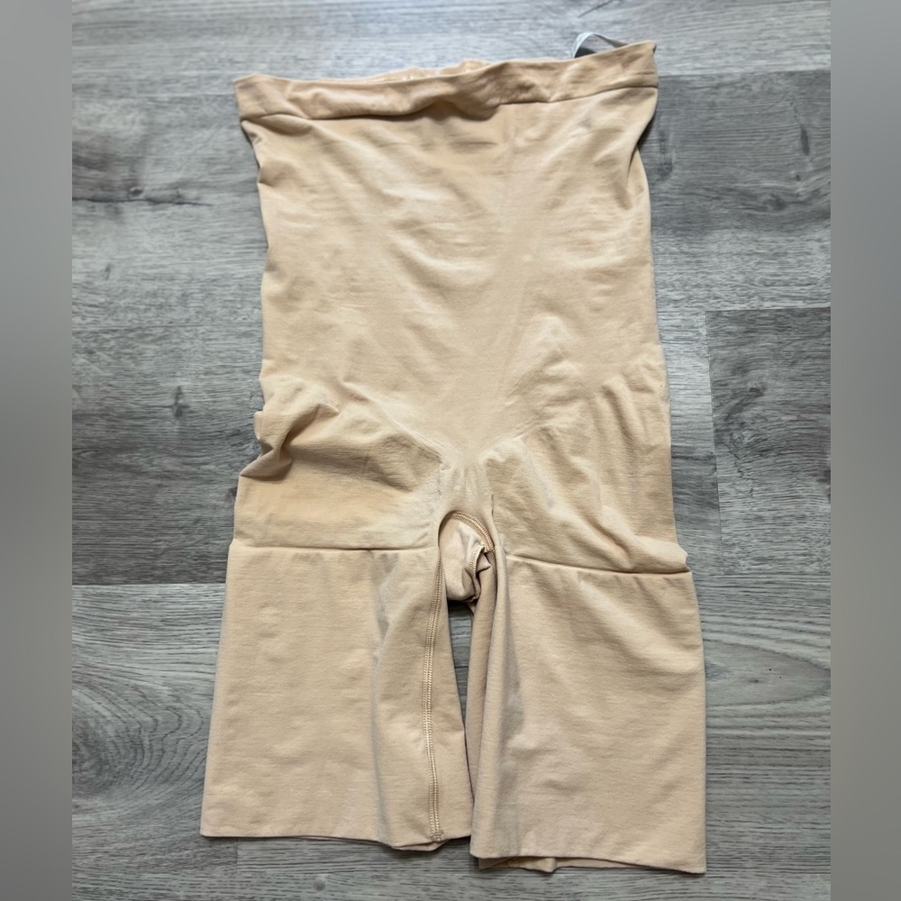 SPANX Slimmer & Shine Body Suit Shaper High Waist Mid-Thigh Beige Size 1X